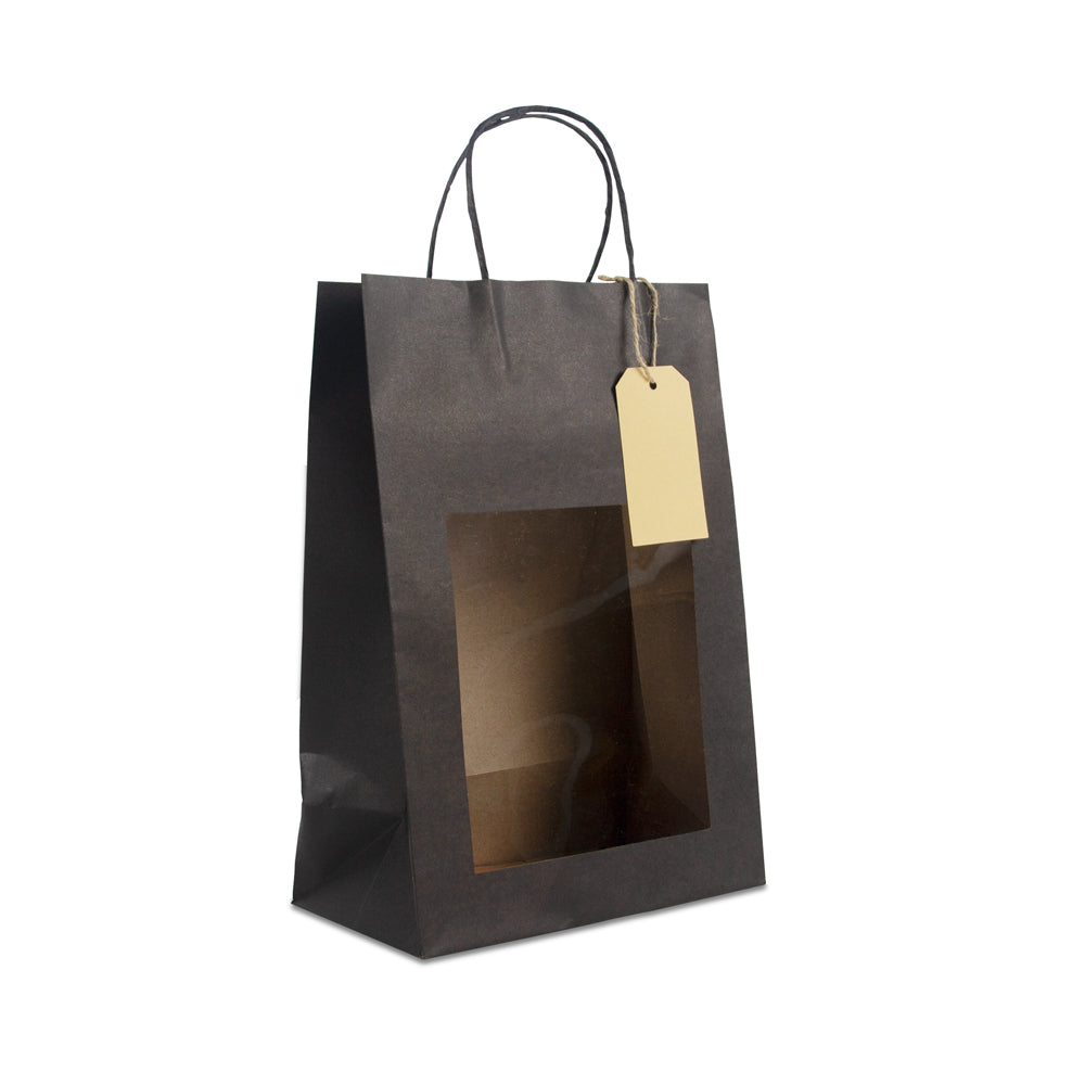 Twisted papieren cadeautasjes met venster en hangtags
