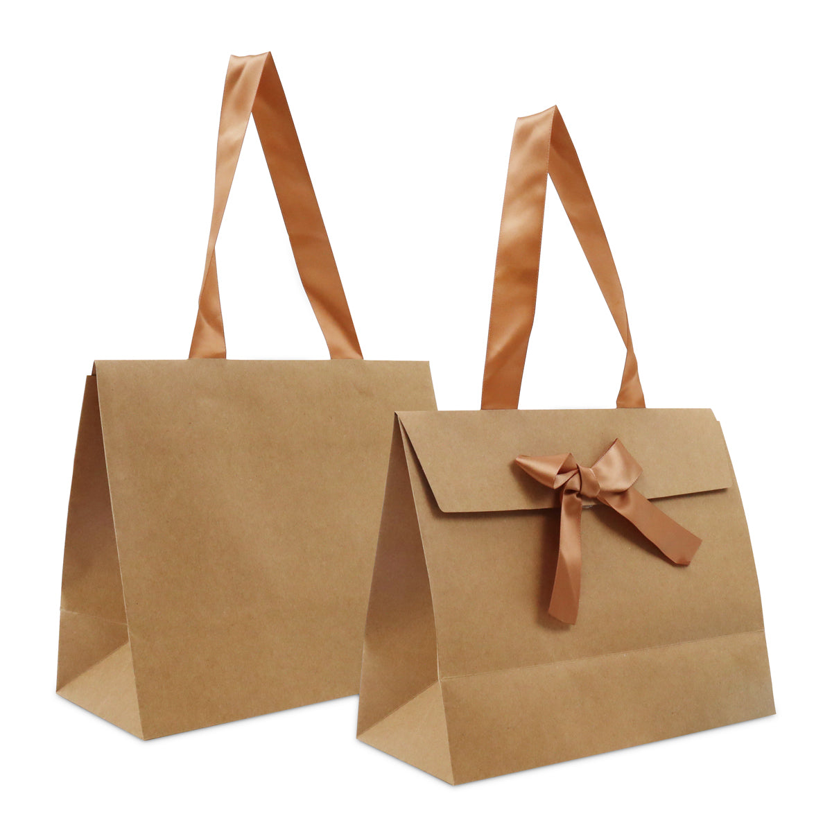 Papieren cadeautasje met strik