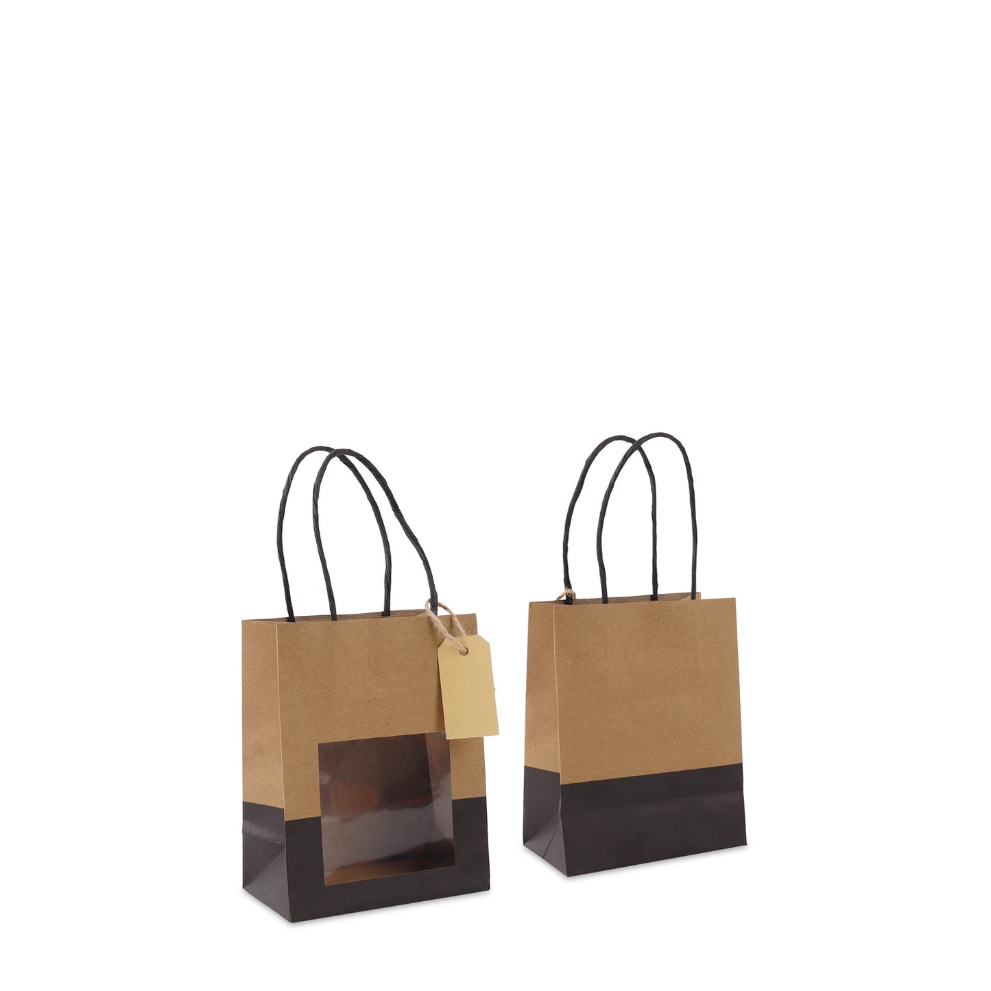 Twisted papieren cadeautasjes met venster en hangtags