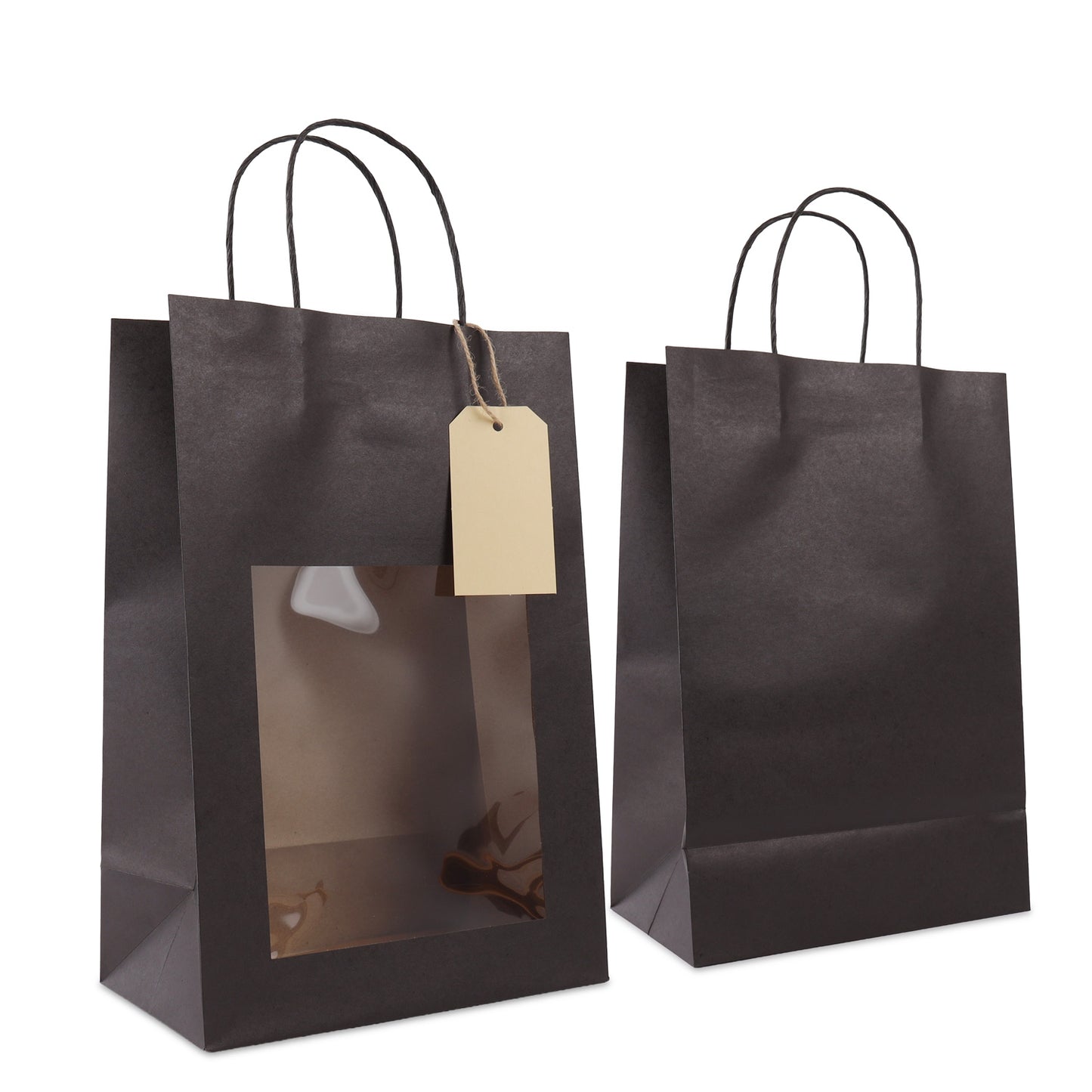 Twisted papieren cadeautasjes met venster en hangtags